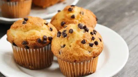 Muffins aux pépites de chocolat hyper simple et rapide