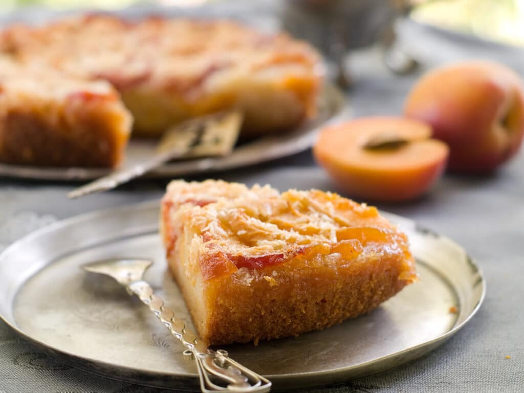 Gâteau moelleux aux abricots